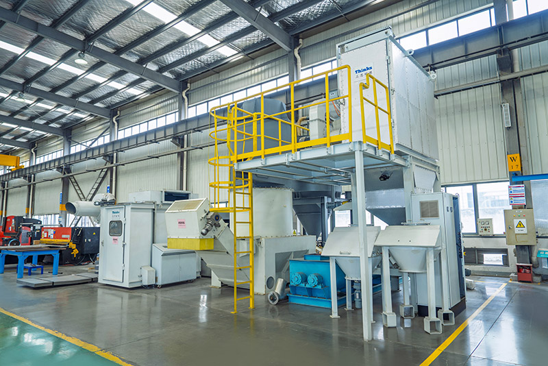 معدات المصنع