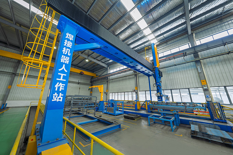 معدات المصنع