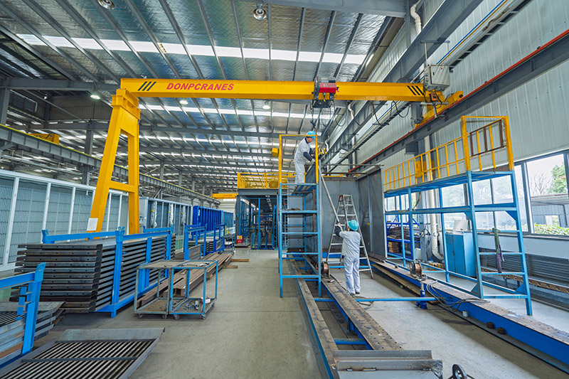 معدات المصنع