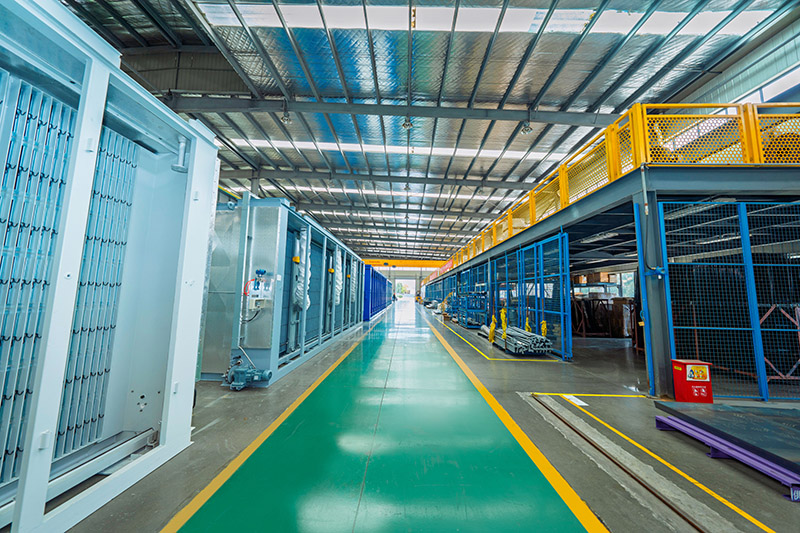 معدات المصنع